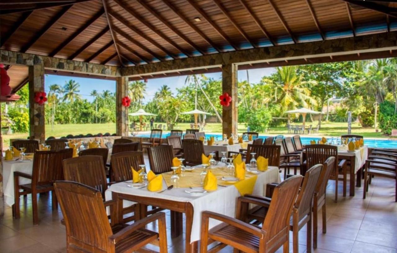 River View Banquet & Resort Wadduwa Kültér fotó