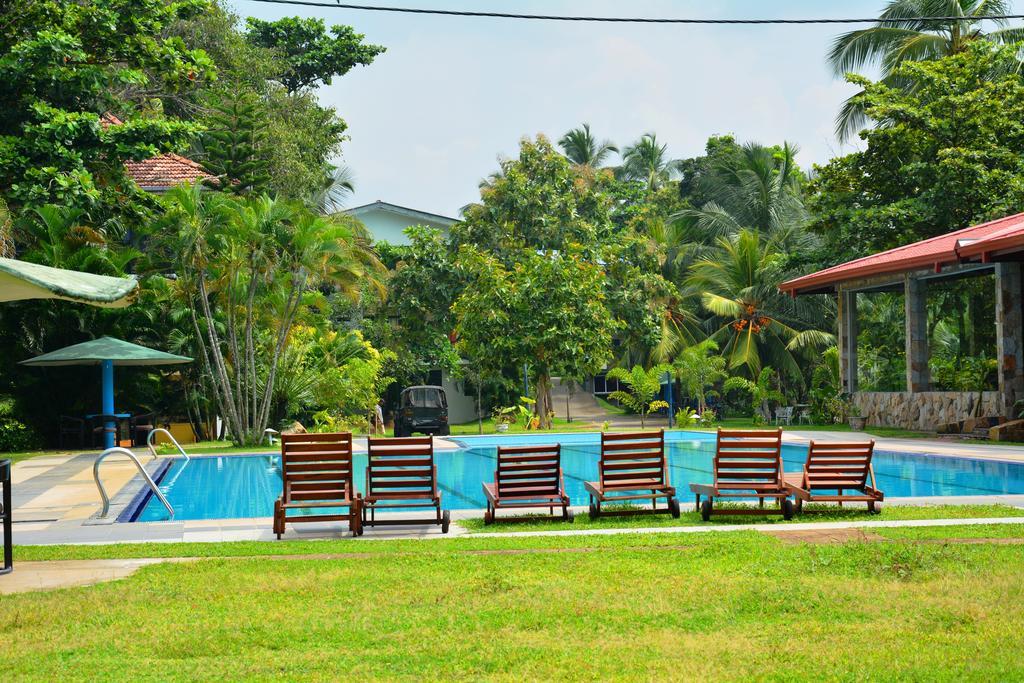 River View Banquet & Resort Wadduwa Kültér fotó